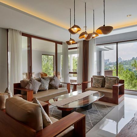Anindya Hill View Villa 7 Bedrooms With A Private Swimming Pool Bandung Exteriér fotografie