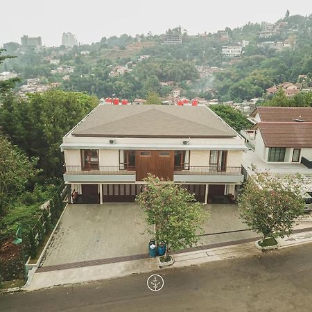 Anindya Hill View Villa 7 Bedrooms With A Private Swimming Pool Bandung Exteriér fotografie