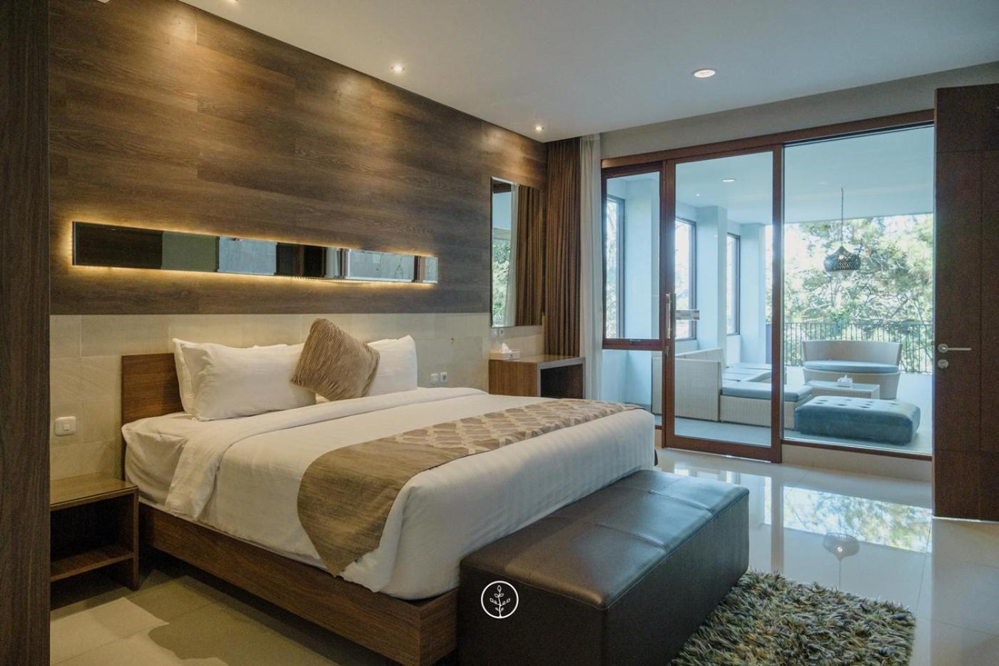 Anindya Hill View Villa 7 Bedrooms With A Private Swimming Pool Bandung Exteriér fotografie