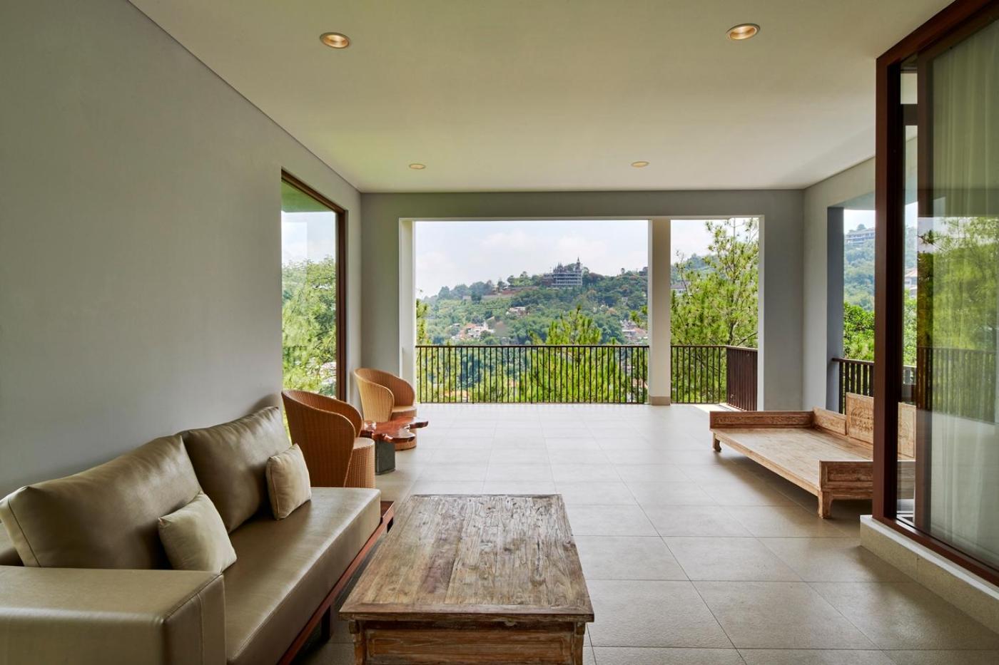 Anindya Hill View Villa 7 Bedrooms With A Private Swimming Pool Bandung Exteriér fotografie